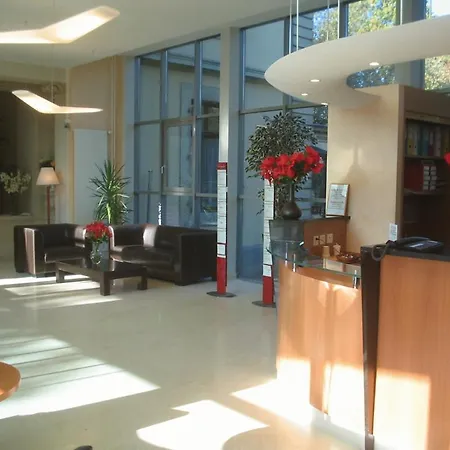 Le Cenacle Hotel
